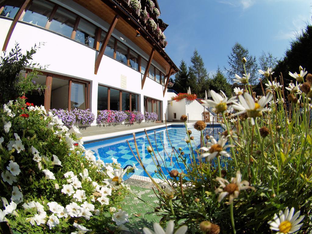 Hotel Montana Arzl im Pitztal Extérieur photo